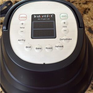 Instant Pot Air Fryer Lid - Black